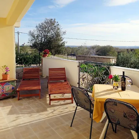 Casa de Férias Kapitan By Interhome Vinjerac